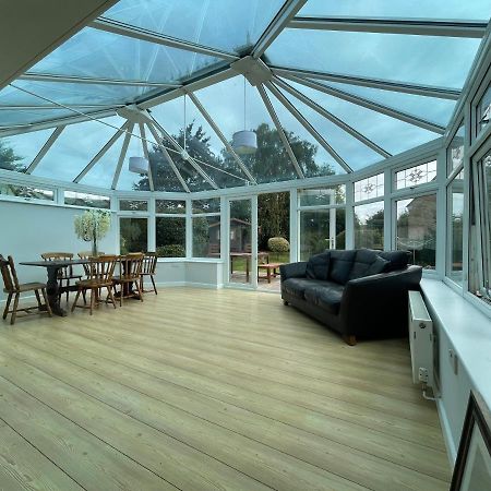 3 Bed Bungalow In Winchcombe, Cotswolds,Gloucester Exterior photo